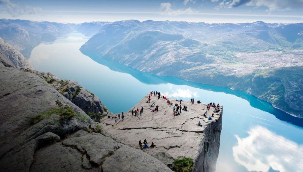 Famous Rock Preikestolen